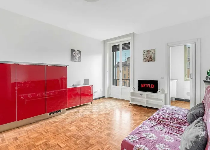 Mi8 -10 Minutes From The Duomo- Large Apartament *