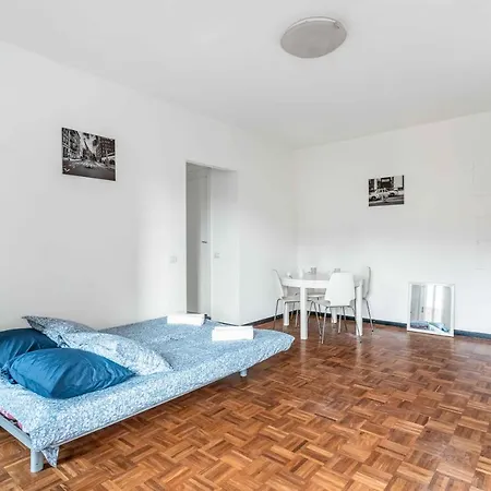 Mi8 -10 Minutes From The Duomo- Large Appartement Milan