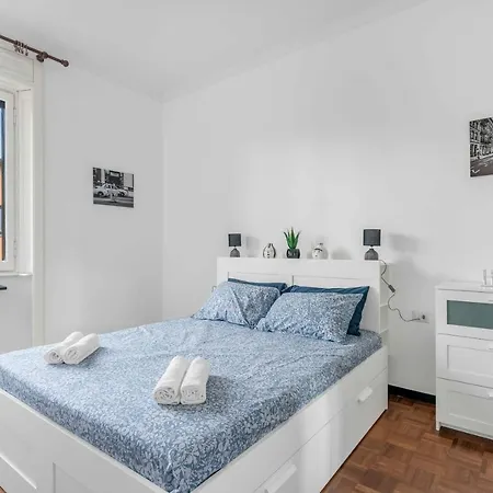 Mi8 -10 Minutes From The Duomo- Large Appartement Milan